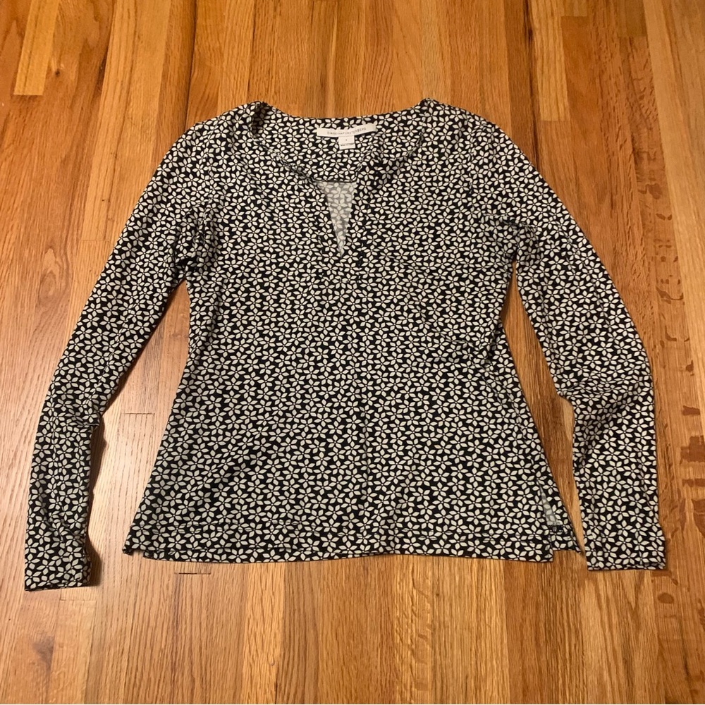 Diane von Furstenberg Reina Long SleeveDeep V Neck Shirt Size 2